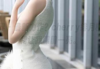 语画界 – 最新力作？cherry绯月樱的短裙让我眼前一亮。