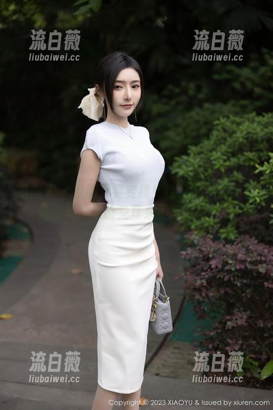语画界 - 衣橱又要变换！徐莉芝兔女郎最新图库，谁说兔耳朵不能更时髦？