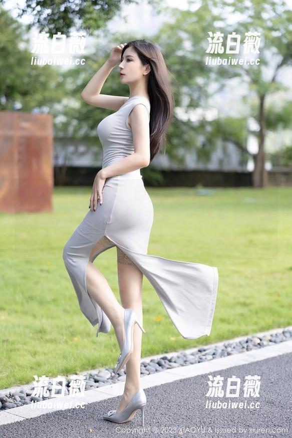 语画界 - 杨晨晨，韵味旗袍女神，图库更新速度快到让你晚上睡不着，下载之后可能会上瘾！