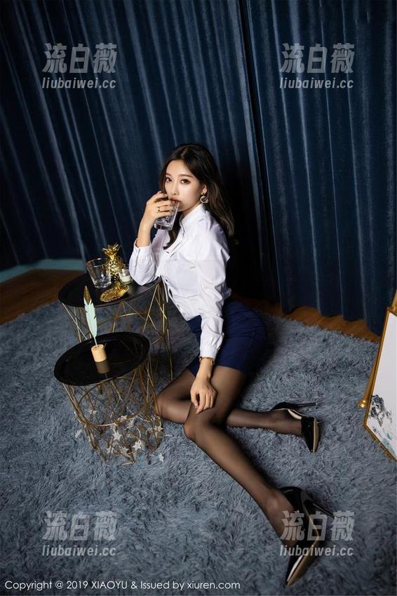 语画界 - 女神的时刻，王馨瑶yanni的写真集资源竟然还有新花样！