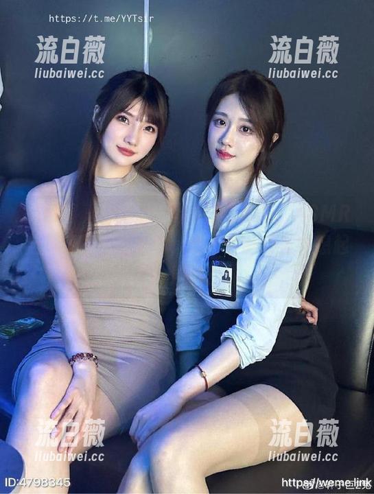 微密圈 - 轩子巨2兔的图集更新，ASMR与圣诞的完美合体，是不是脑袋里也想起铃声了？