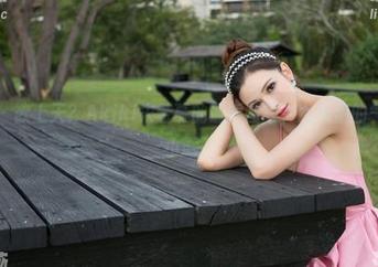 青豆客 – 欲上天？Akiki朱若慕的最新图集，女孩们的气场不容小觑。