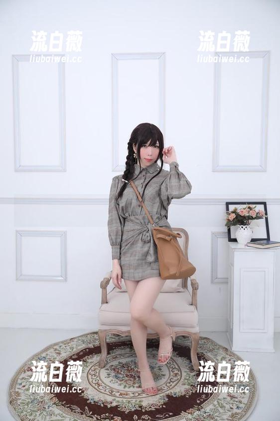 鹿野希带你飞，孔雀服的高清不止于美！